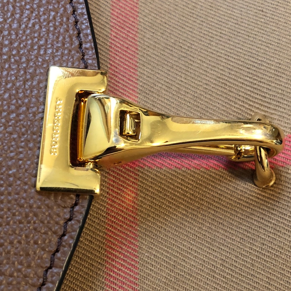 EUC Burberry Macken Tan Crossbody Bag - Picture 13 of 15